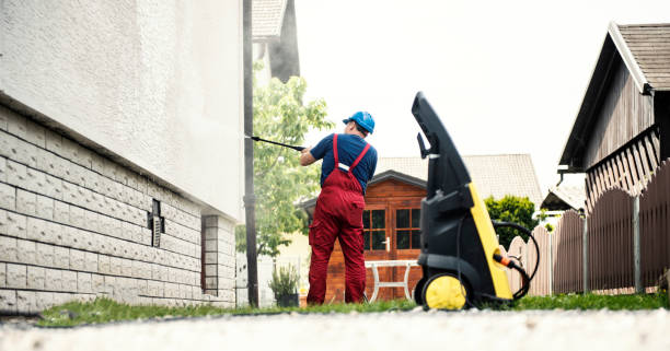 Animal Enclosure Cleaning in Camp Wood, TX
